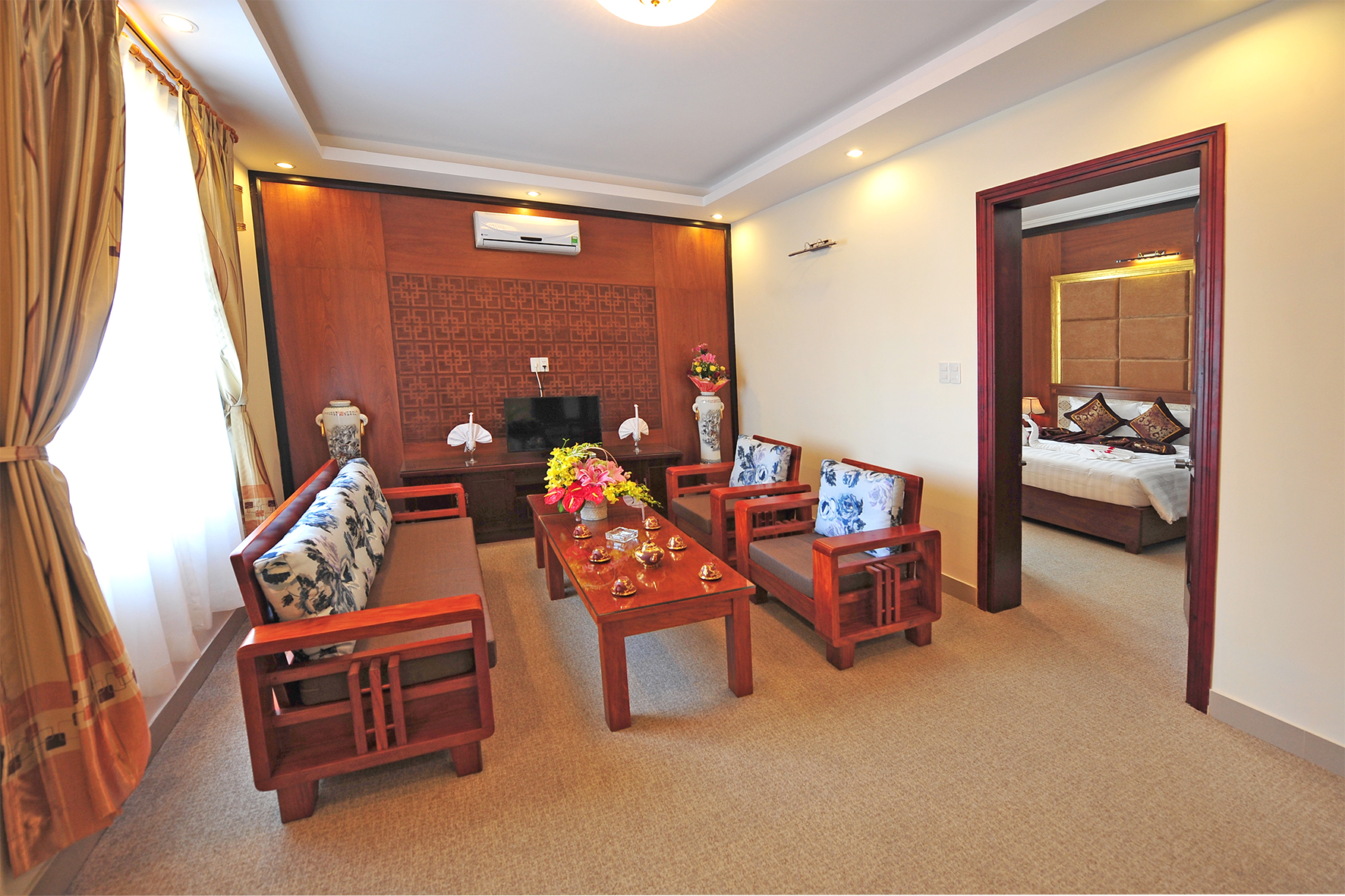 Khách Sạn Duy Tân Vinh